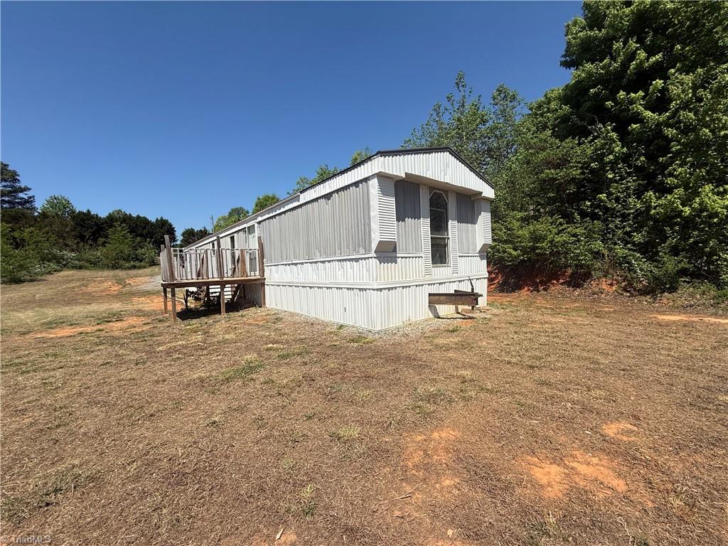 2738 Old Mountain Road Trinity, NC 27370 - Photo 2 of 16