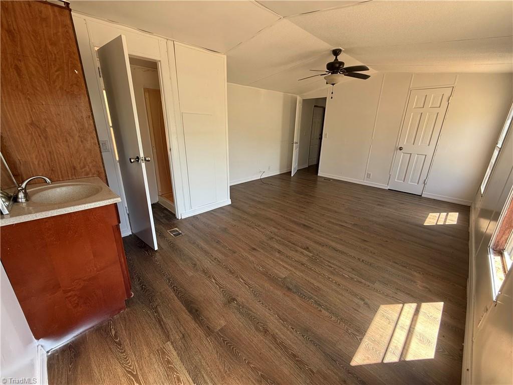 2738 Old Mountain Road Trinity, NC 27370 - Photo 8 of 16