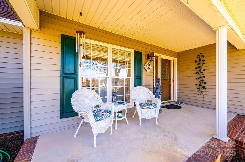 1636 Samaria Lane Conover, NC 28613 - Photo 11 of 36 Gallery Image 11
