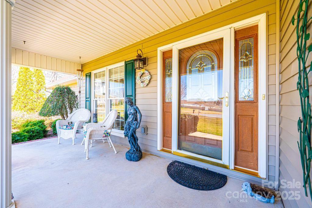 1636 Samaria Lane Conover, NC 28613 - Photo 12 of 36 Gallery Image 12