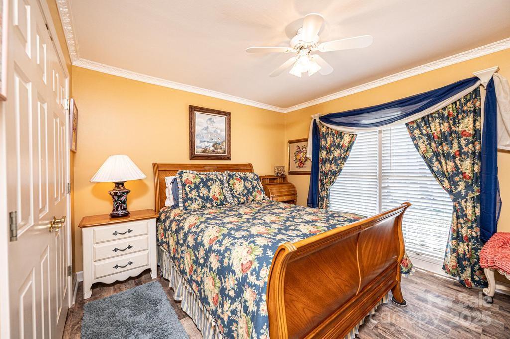 1636 Samaria Lane Conover, NC 28613 - Photo 28 of 36 Gallery Image 28