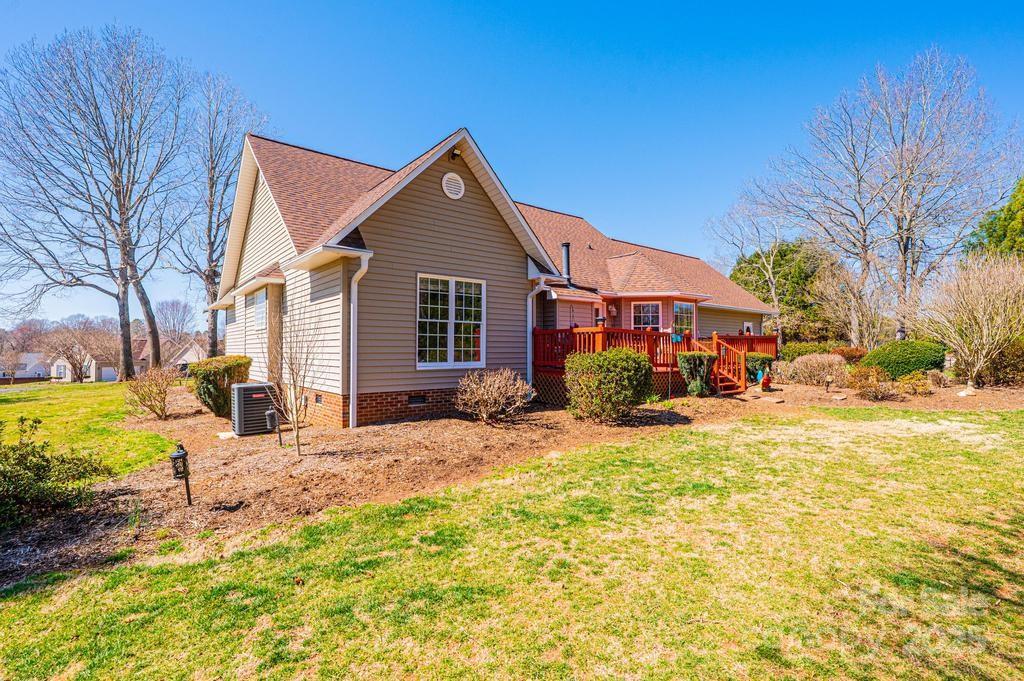 1636 Samaria Lane Conover, NC 28613 - Photo 8 of 36 Gallery Image 8