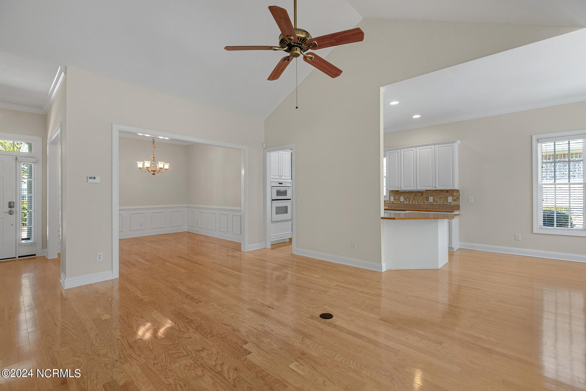 5467 Efird Road Wilmington, NC 28409 - Photo 11 of 46 Efird5467-4LRShaneL33A6989-CR2
