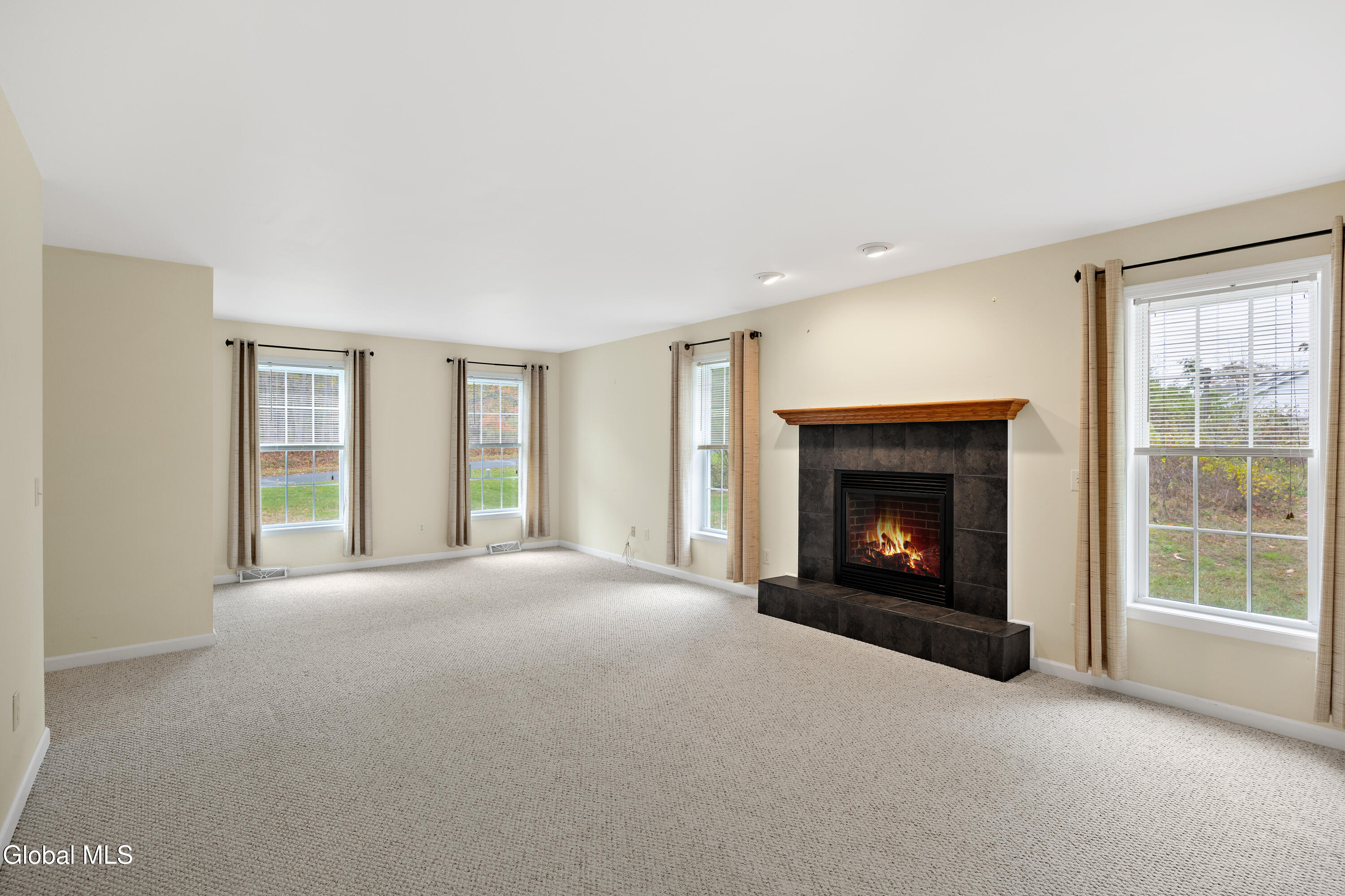 7 Riccardi Lane Brunswick, NY 12180 - Photo 4 of 42 1 (12)