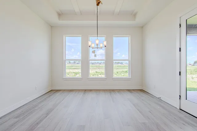 $639,990 | 153 Peninsula Point Drive, Montgomery, TX 77356