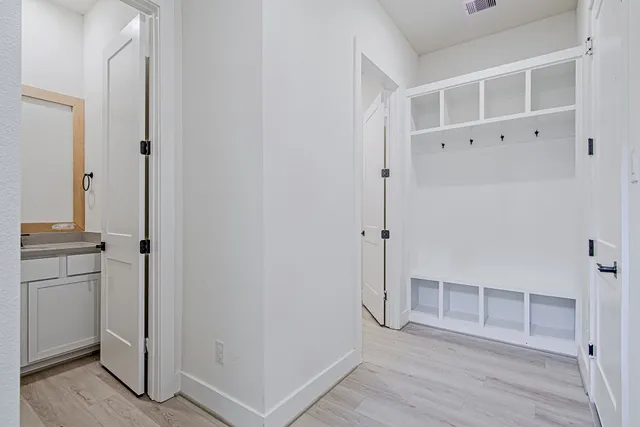 $639,990 | 153 Peninsula Point Drive, Montgomery, TX 77356