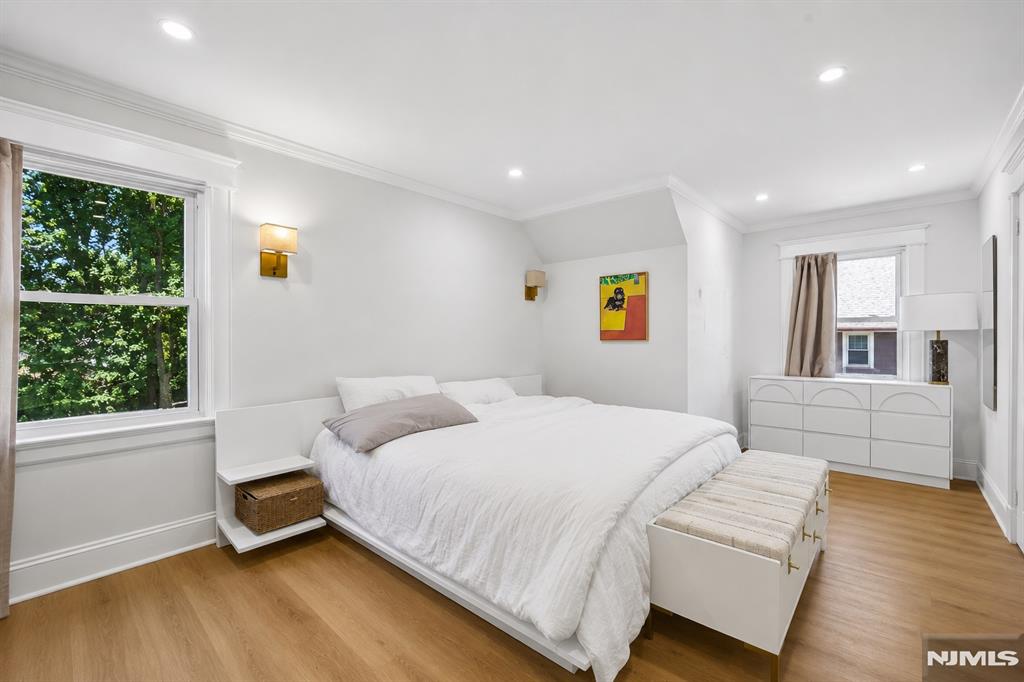10 Mountain Place Montclair, NJ 07043 - Photo 10 of 20