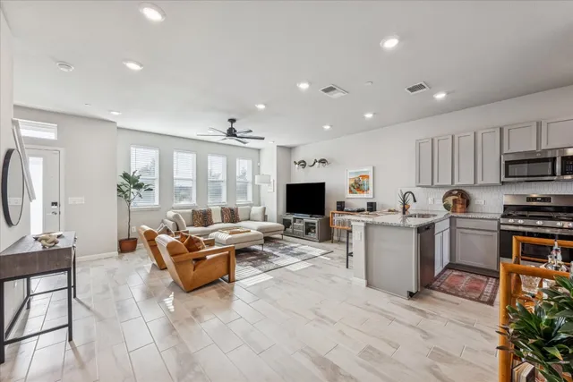 $280,000 | 9015 Cattle Baron Path, Unit 1002, Austin, TX 78747