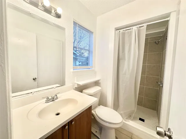 $1,595 | 7221 Ellington Circle, Austin, TX 78724