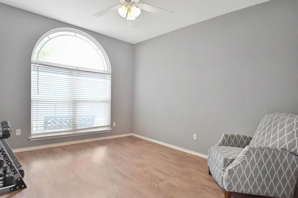 $315,000 | 611 North 7th Street, Wolfforth, TX 79382