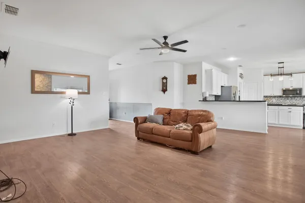 $315,000 | 611 North 7th Street, Wolfforth, TX 79382