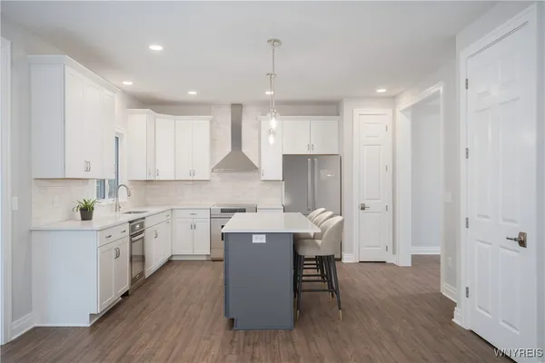 $587,500 | 3839 Ridgeland Drive, Wheatfield, NY 14120
