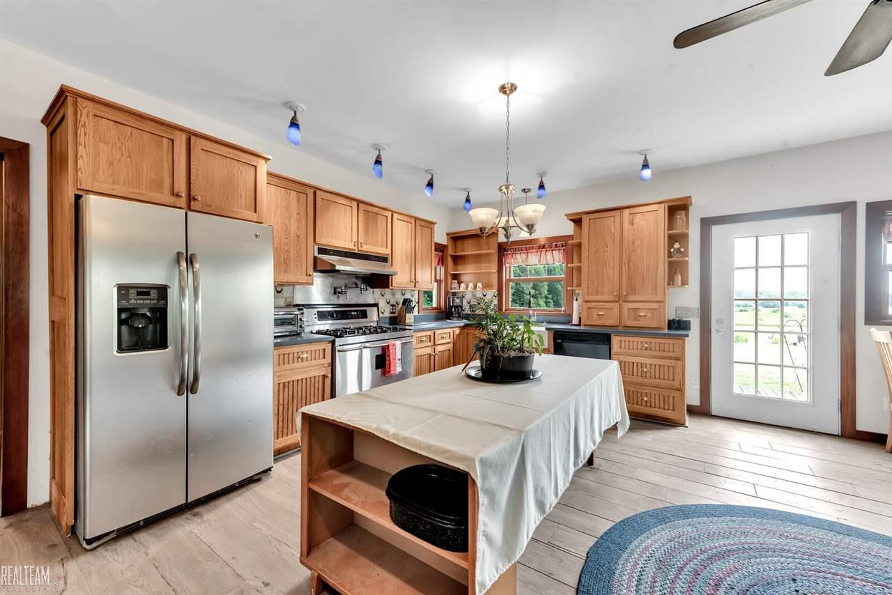 5700 Secord Lake Road Leonard, MI 48367 - Photo 10 of 37