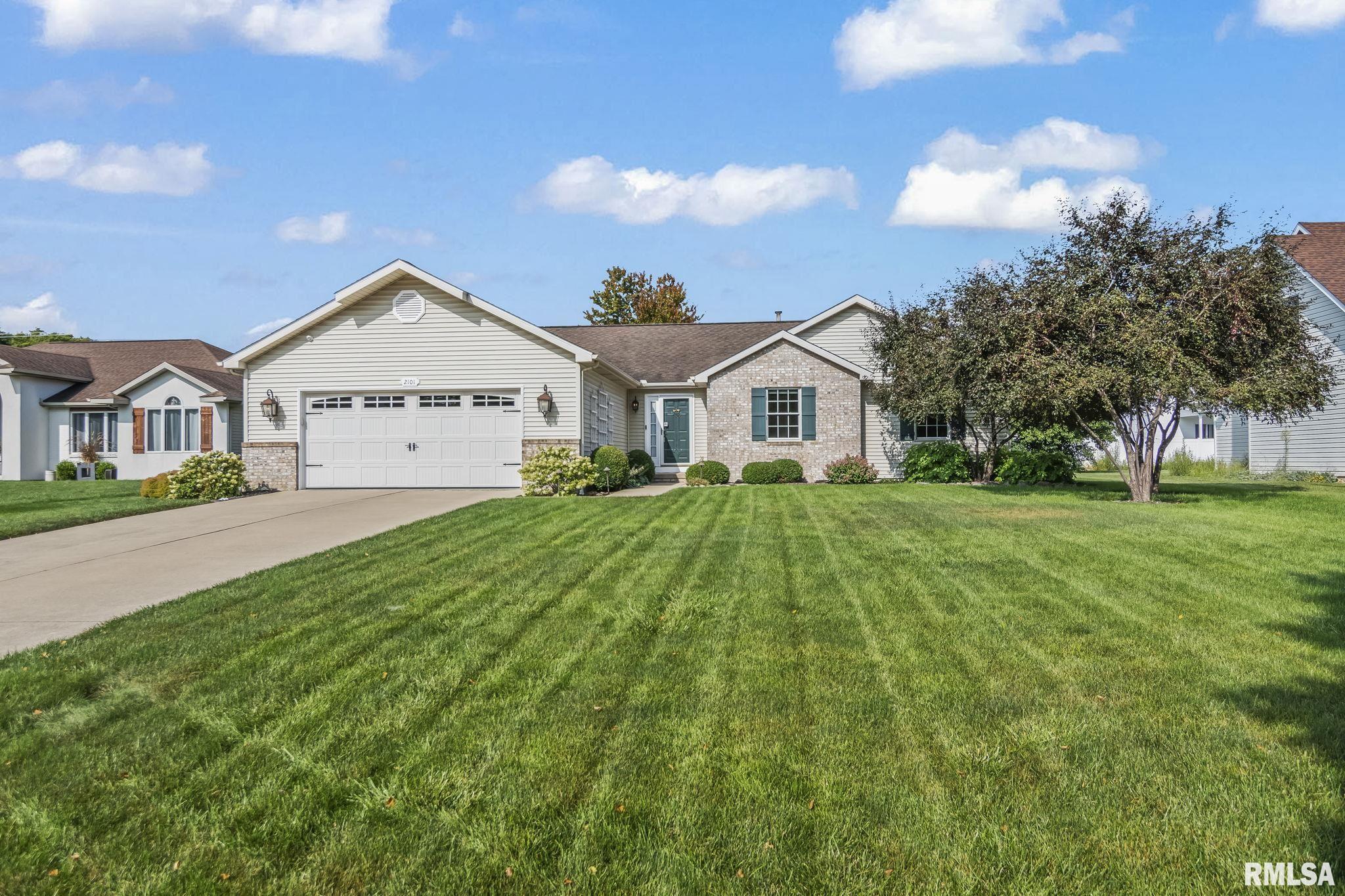 2101 Checkerberry Lane Springfield, IL 62711 - Photo 4 of 40