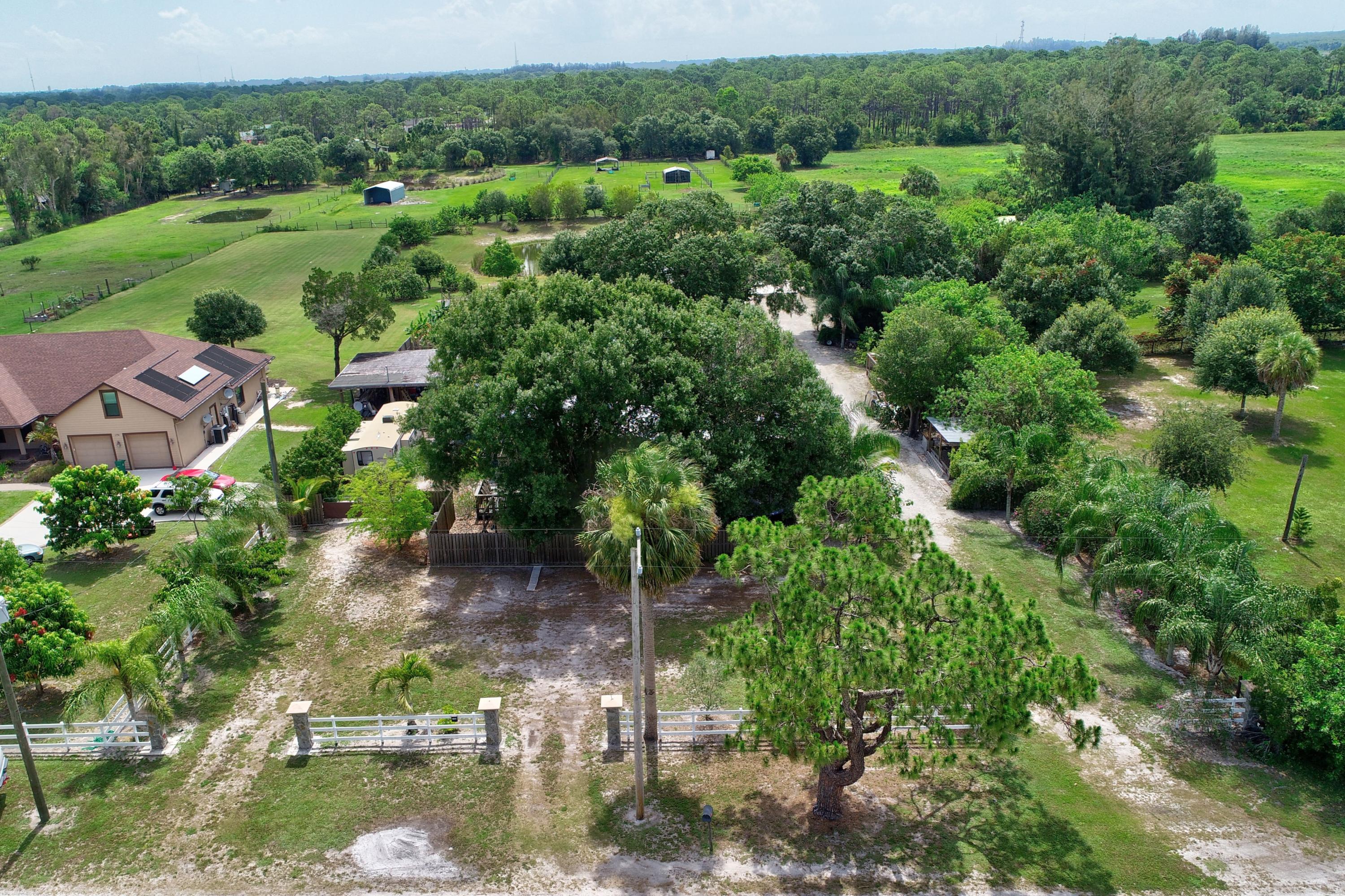 2790 Gentile Road Fort Pierce, FL 34945 - Photo 1 of 52 East Veiw