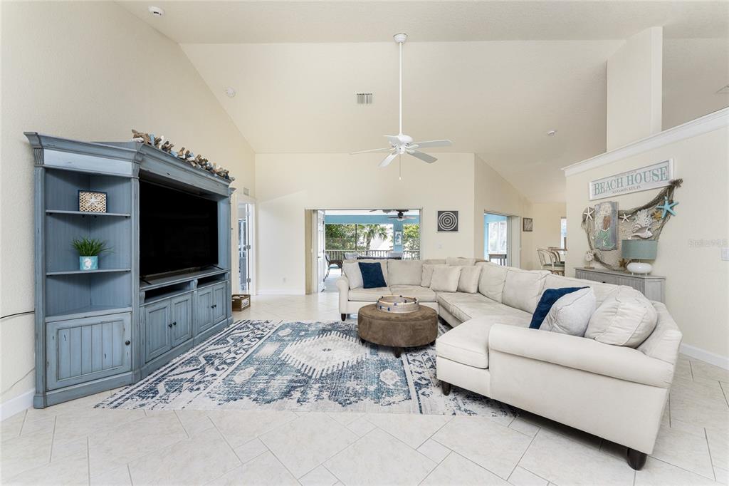 4151 North Beach Road Englewood, FL 34223 - Photo 7 of 71 Gallery Image 7