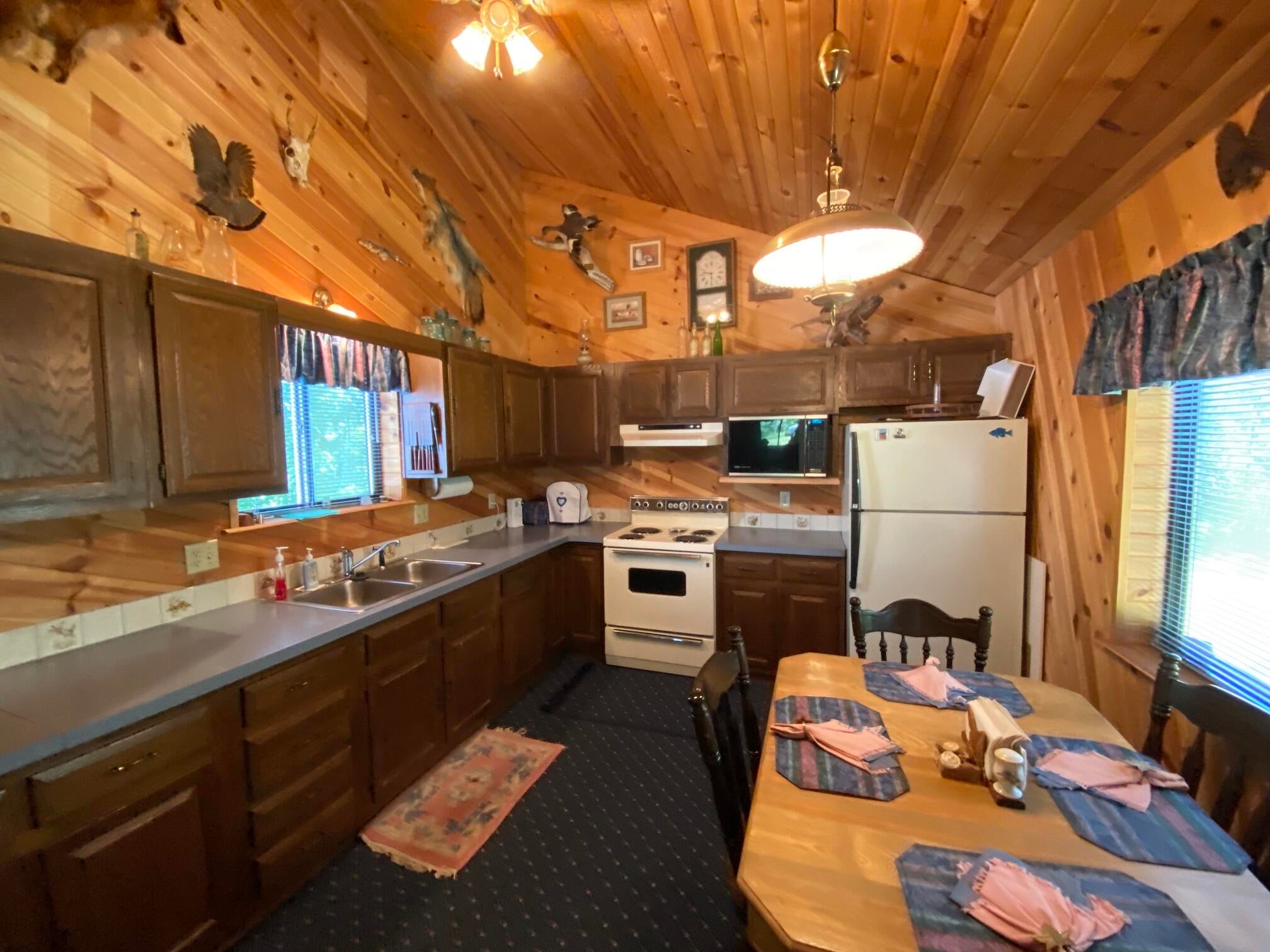 9977 South North Hulbert Road Hulbert, MI 49748 - Photo 7 of 60 Gallery Image 7