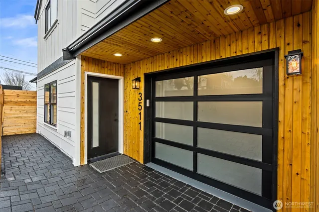 a view of a entryway