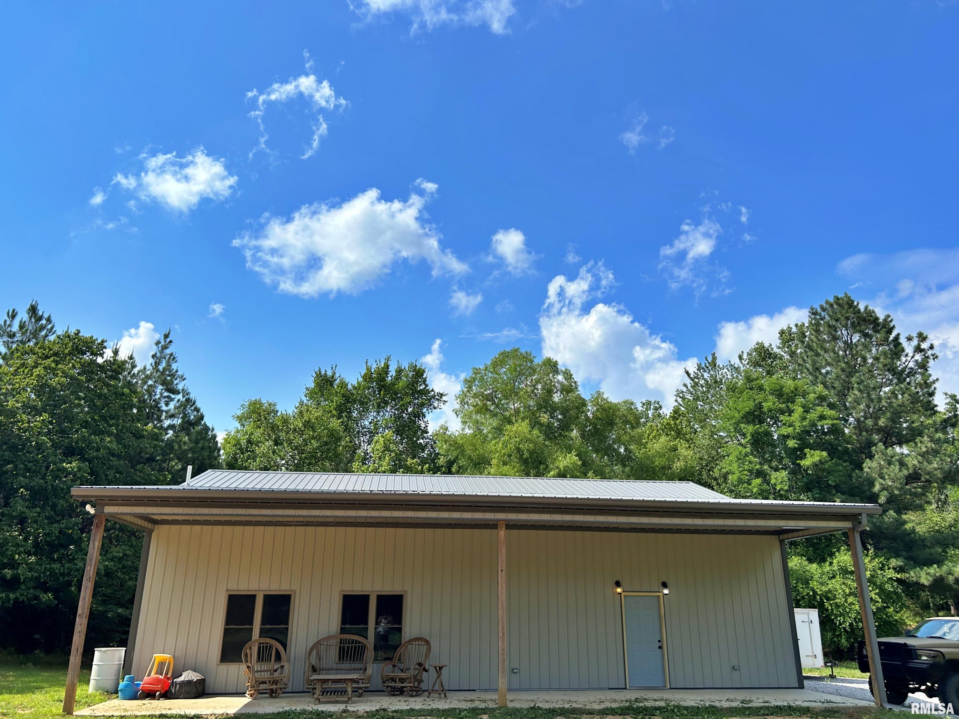 40 Presley Loop Golconda, IL 62938 - Photo 1 of 49