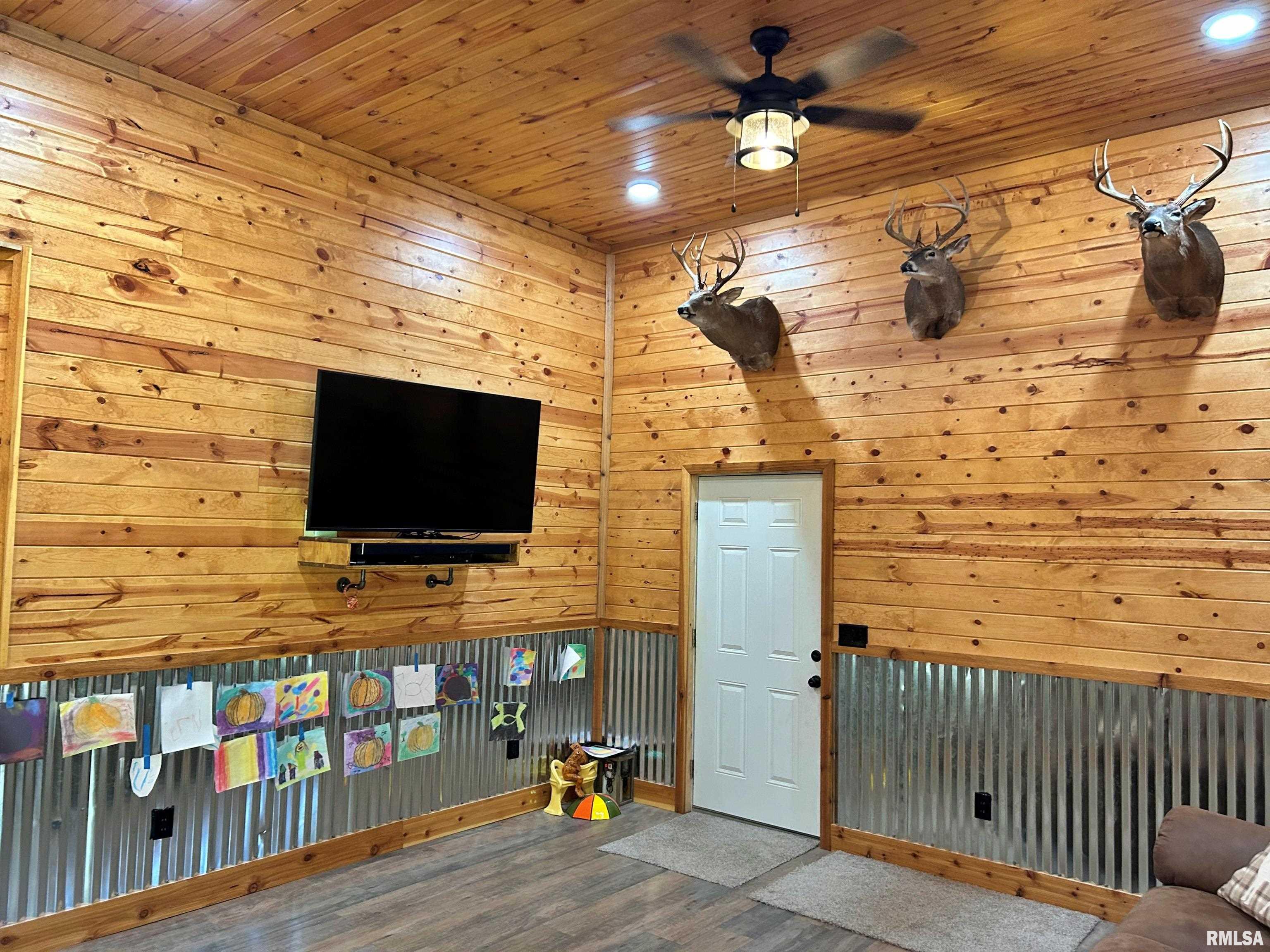 40 Presley Loop Golconda, IL 62938 - Photo 16 of 49