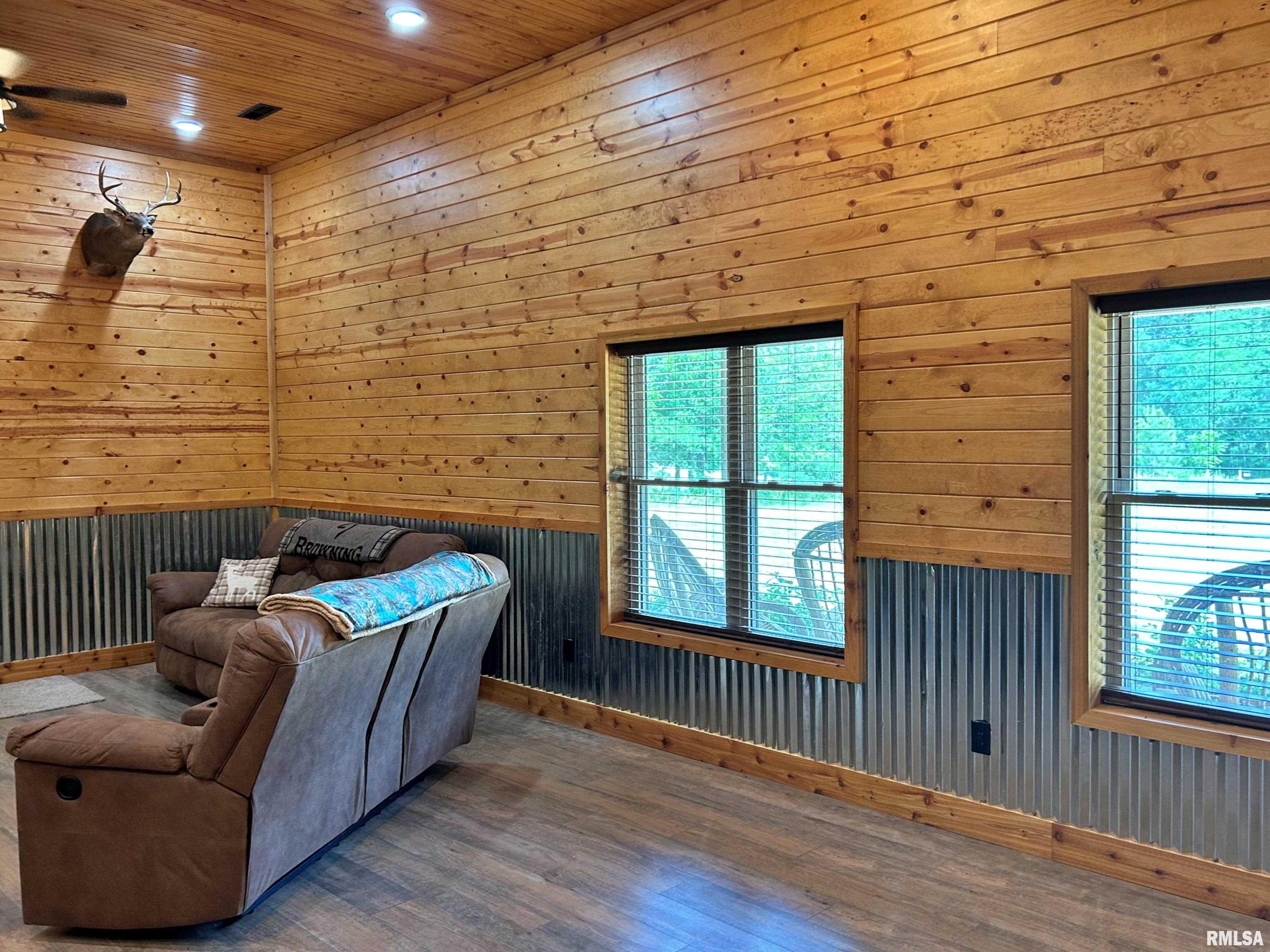 40 Presley Loop Golconda, IL 62938 - Photo 17 of 49