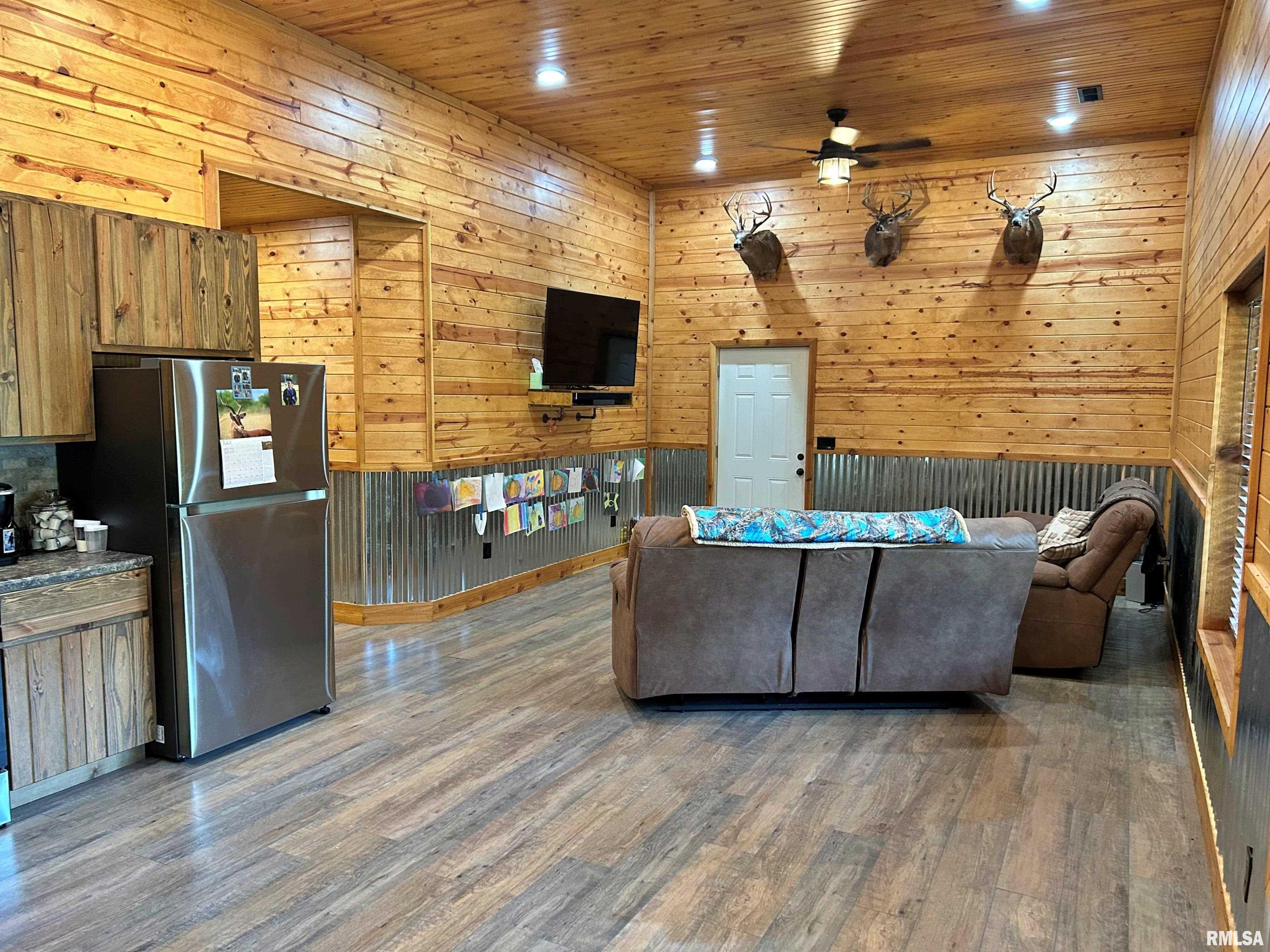 40 Presley Loop Golconda, IL 62938 - Photo 19 of 49