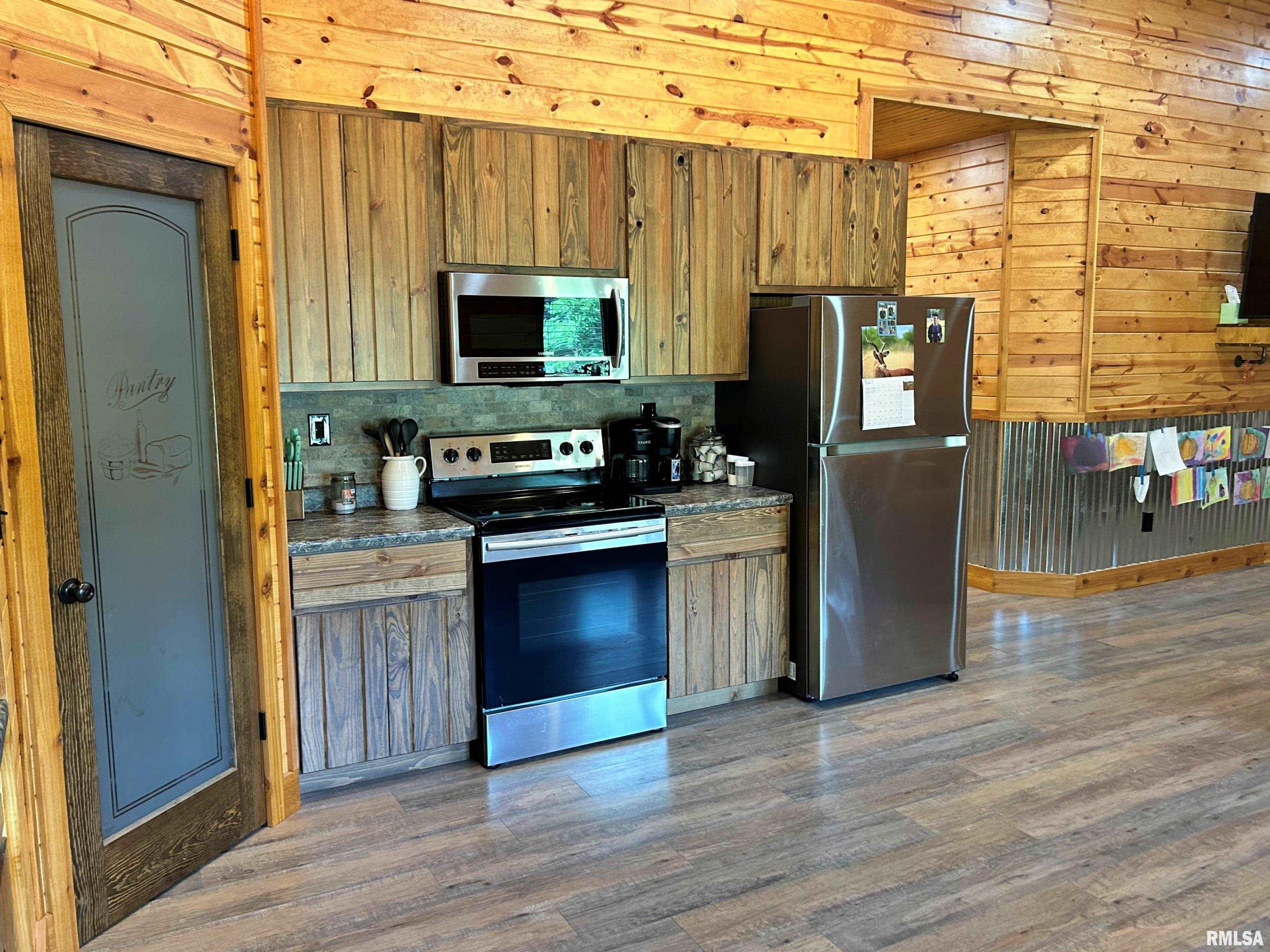 40 Presley Loop Golconda, IL 62938 - Photo 21 of 49