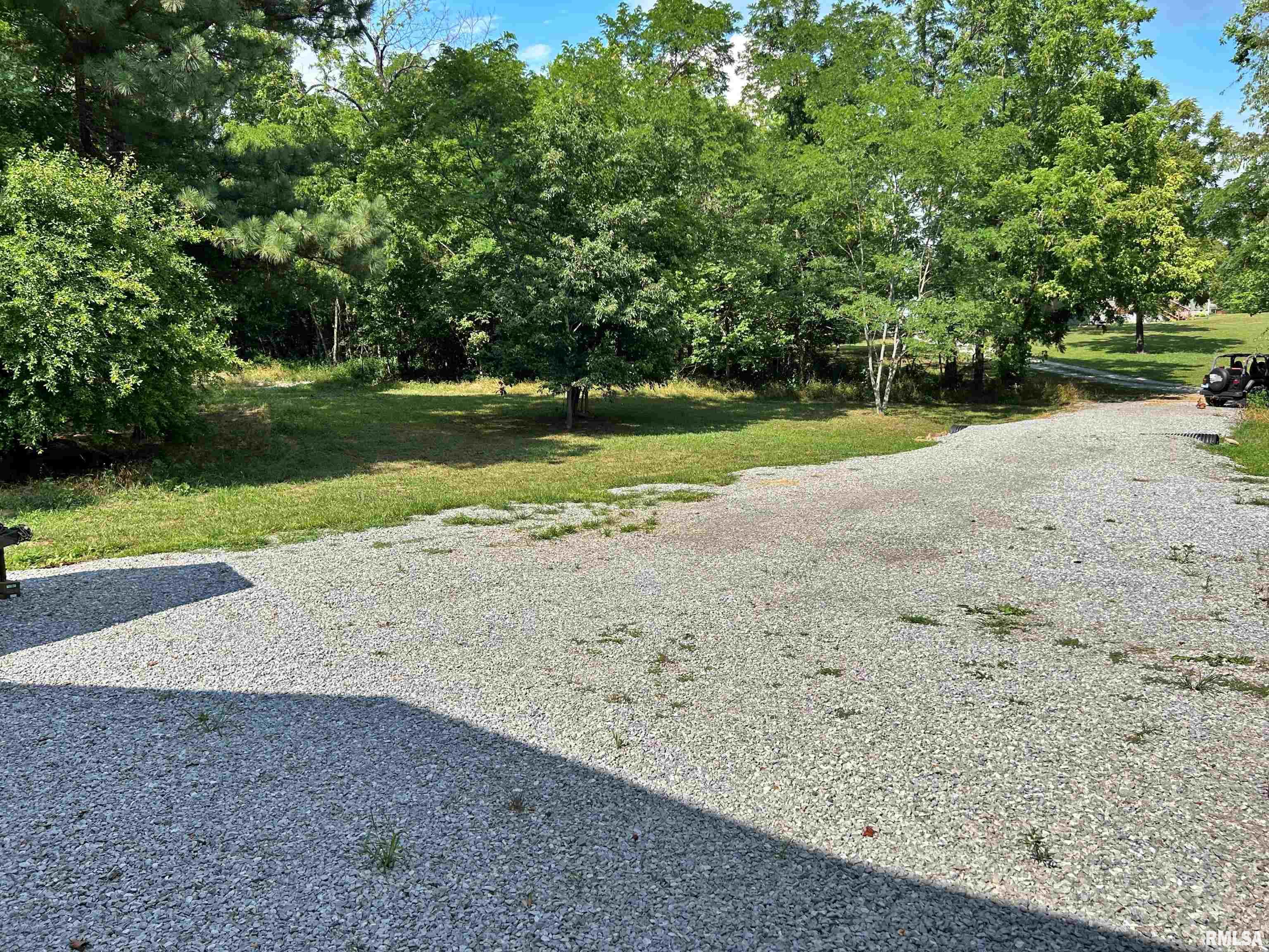 40 Presley Loop Golconda, IL 62938 - Photo 9 of 49