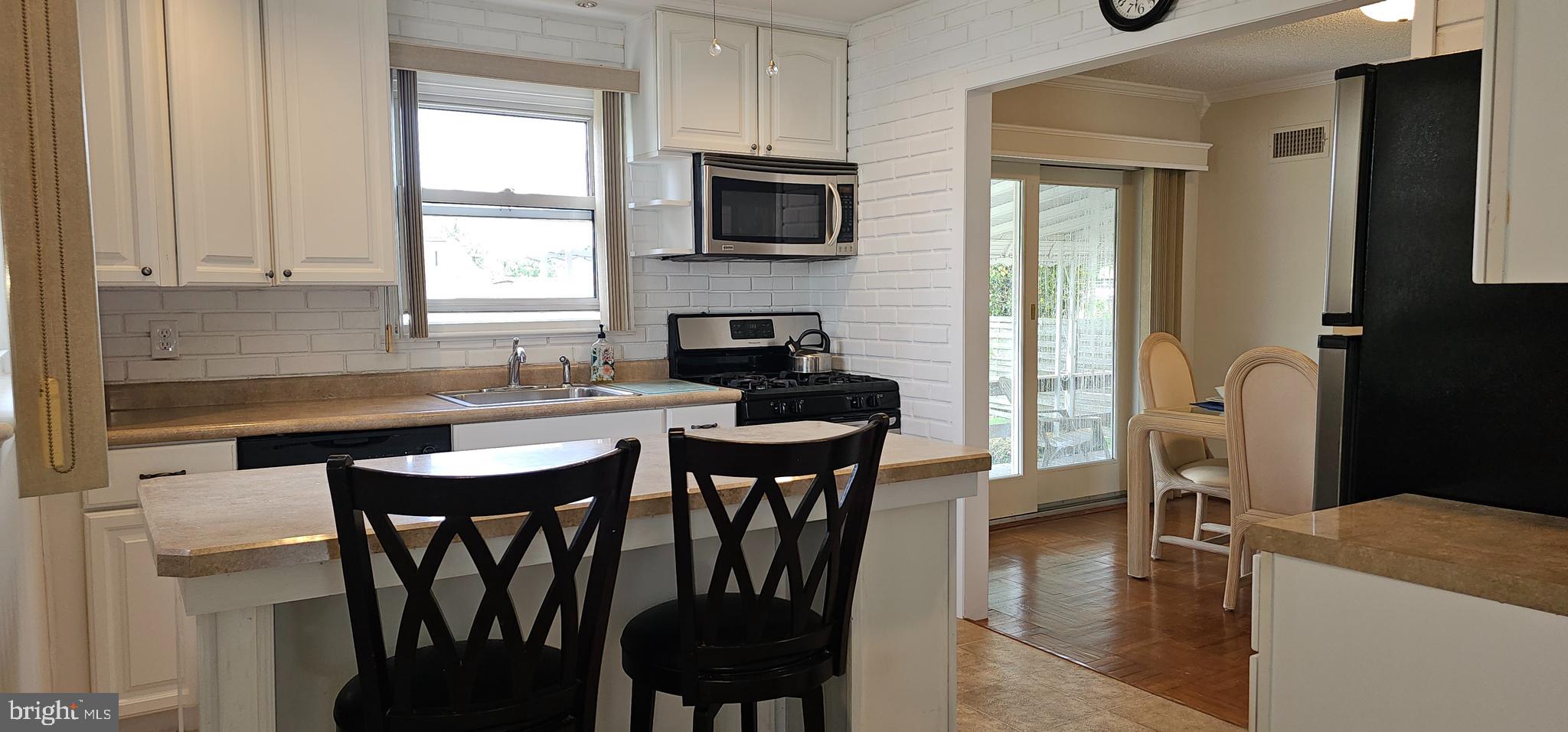 401 Burnt Mill Road Cherry Hill, NJ 08003 - Photo 2 of 17 Gallery Image 2