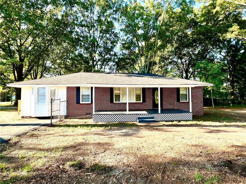 803 East May Street Calhoun, GA 30701 - Photo 1 of 1 Gallery Image 1