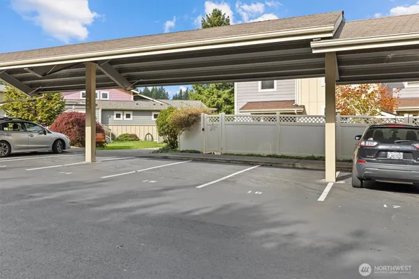 a view of parking area