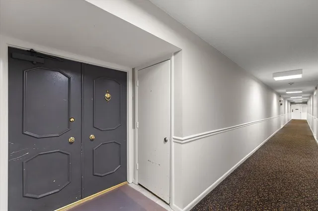 $450,000 | 220 Belleview Boulevard, Unit 709, Belleair, FL 33756