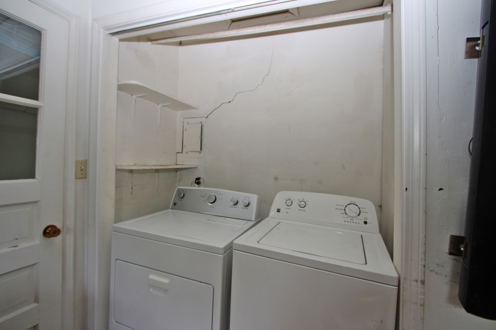 20 Johnathan Road Lake Zurich, IL 60047 - Photo 11 of 31 a view of storage and utility room with washer and dryer