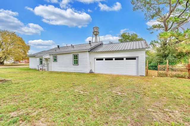 $169,999 | 200 South Narcissus Street, Kosse, TX 76653