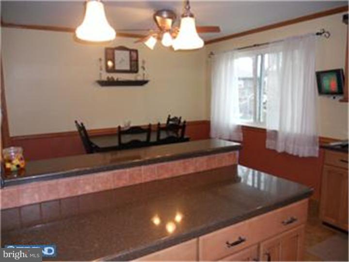 14 Greenvale Road Cherry Hill, NJ 08034 - Photo 5 of 15