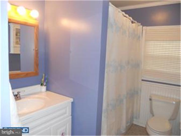 14 Greenvale Road Cherry Hill, NJ 08034 - Photo 8 of 15