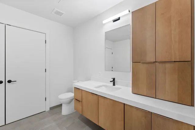 $629,000 | 125 Cambrian Way, Unit 611, Burlington, VT 05401