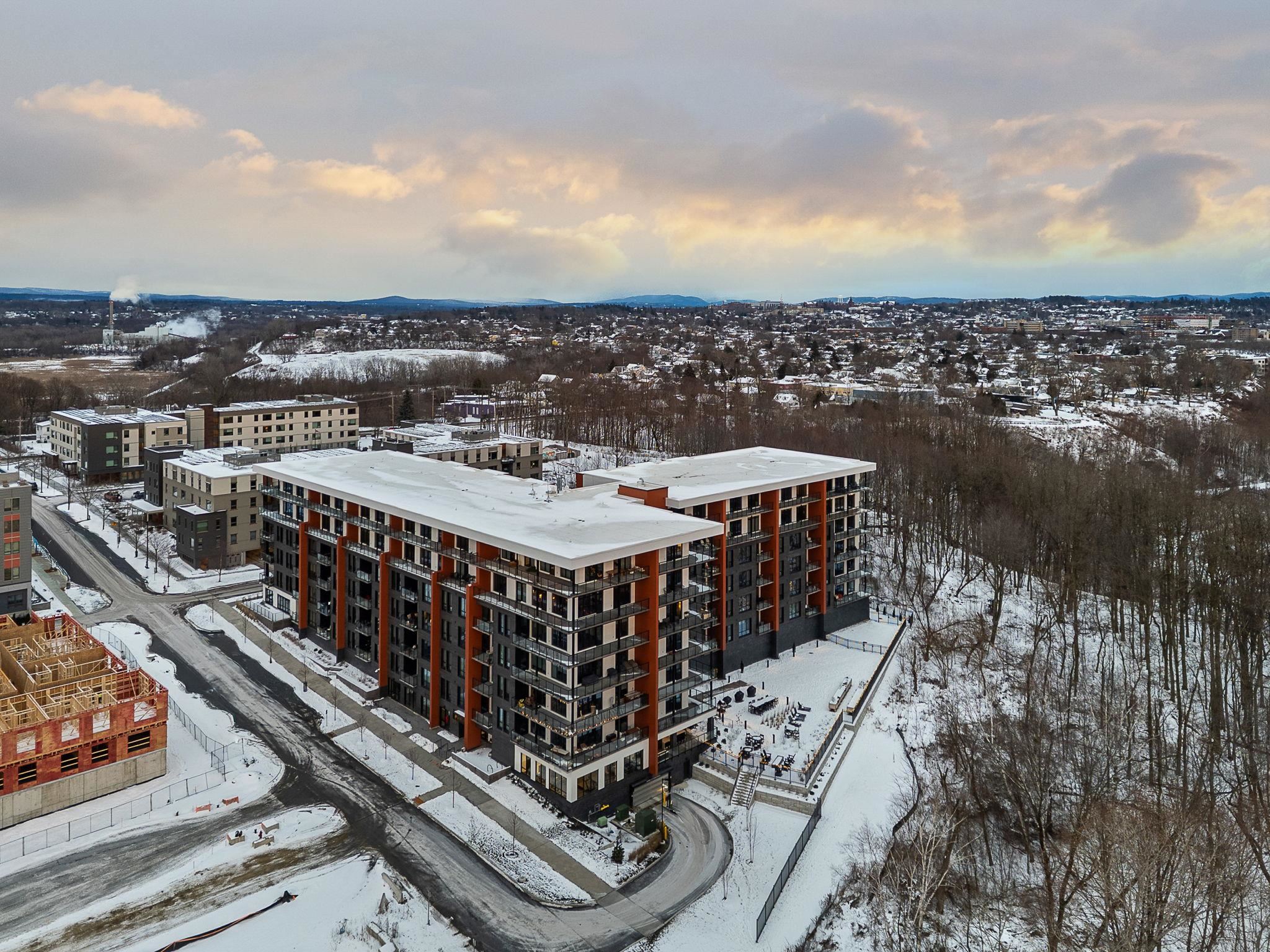 125 Cambrian Way, Unit 611 Burlington, VT 05401 - Photo 37 of 50