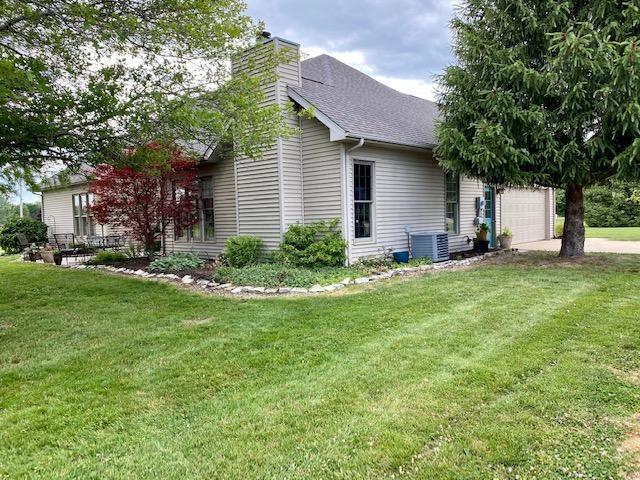 12445 East Legal Tender Road Columbus, IN 47203 - Photo 5 of 21 Gallery Image 5