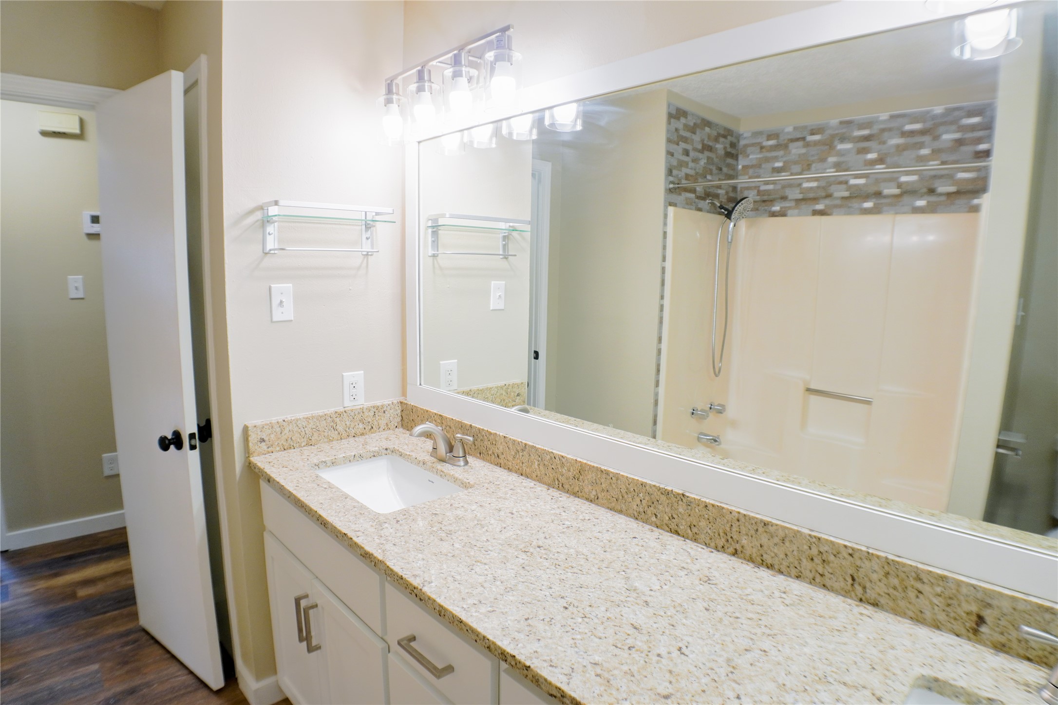 2401 Sycamore Avenue, Unit B2 Huntsville, TX 77340 - Photo 8 of 20