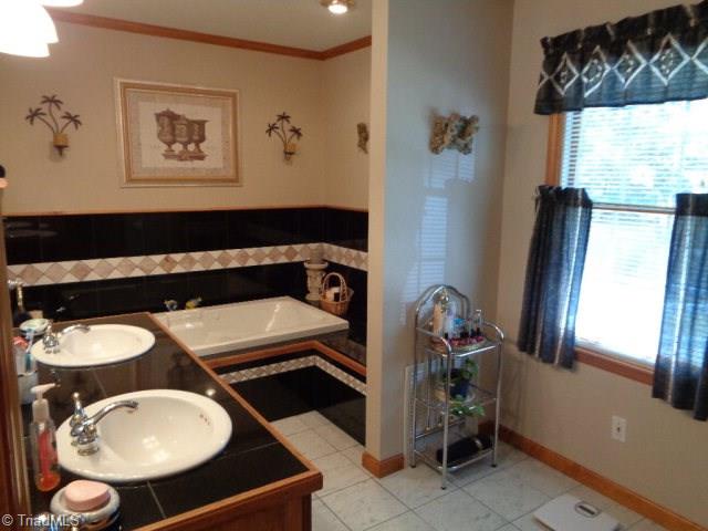 175 Joyce Road Providence, NC 27315 - Photo 8 of 21 Gallery Image 8