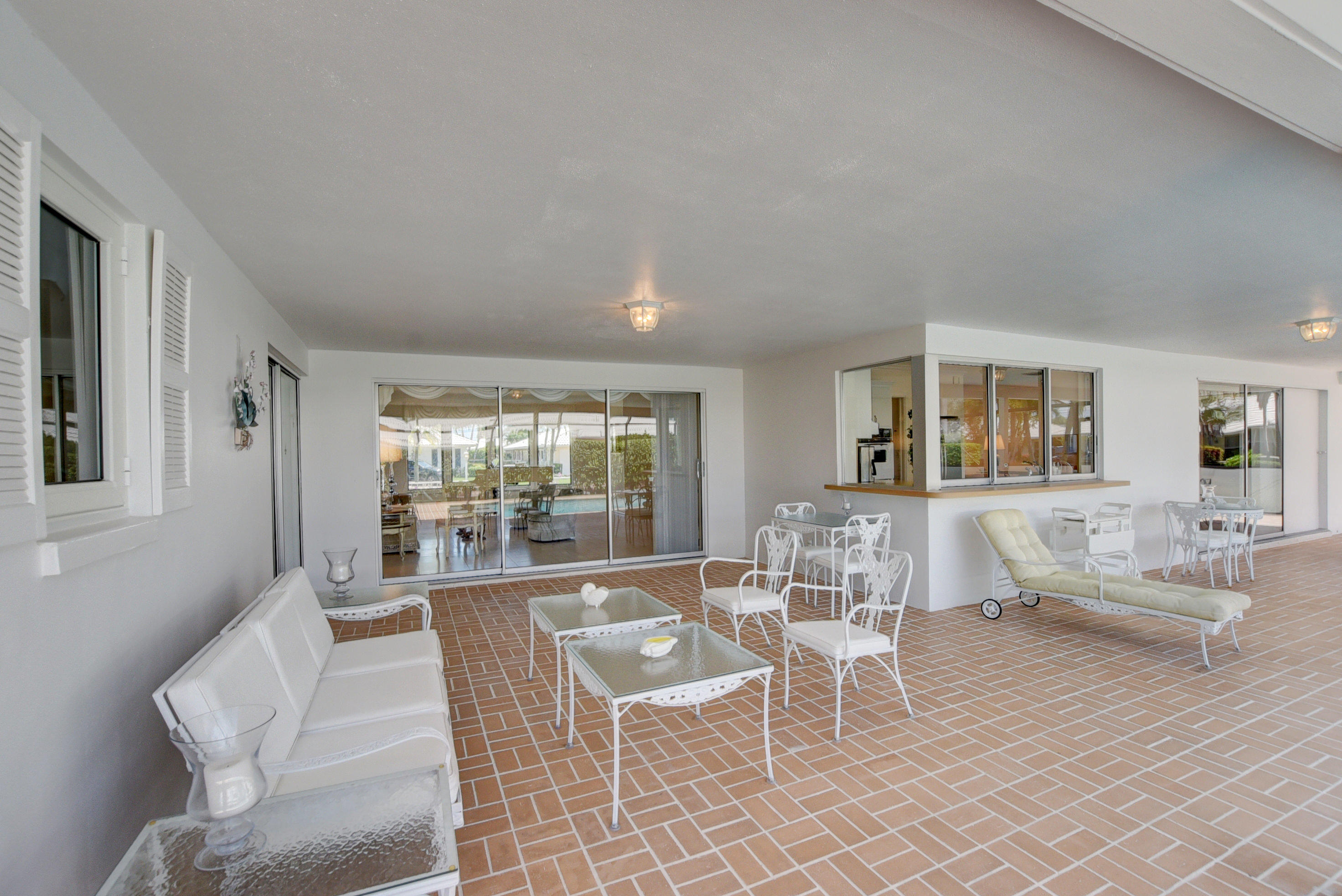 1361 Mulberry Way Boca Raton, FL 33486 - Photo 36 of 43 Patio