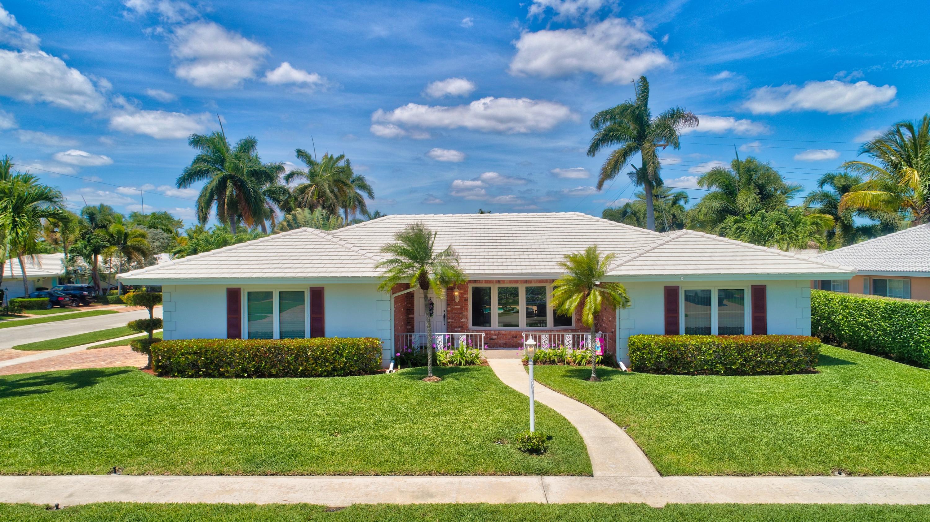1361 Mulberry Way Boca Raton, FL 33486 - Photo 43 of 43 Front view