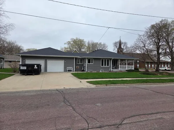 $345,000 | 219 1st Street Northwest, New Richland, MN 56072