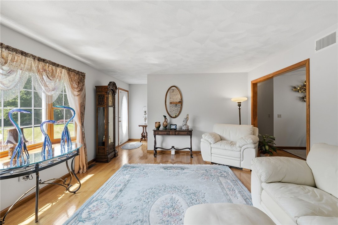 203 Tara Lane Woonsocket, RI 02895 - Photo 8 of 45