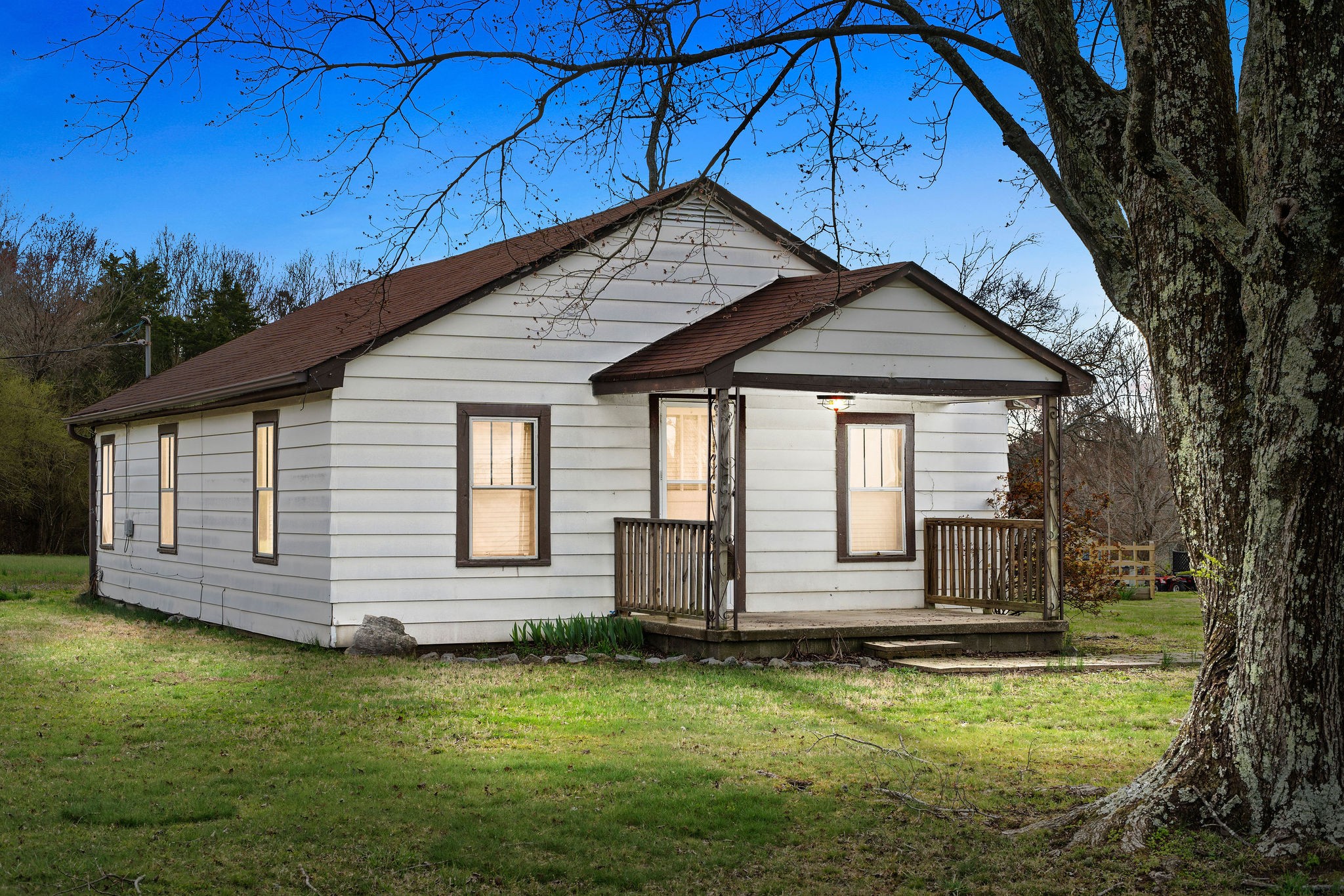 365 Old Stewart Road Tennessee Ridge, TN 37178 - Photo 1 of 14 Gallery Image 1