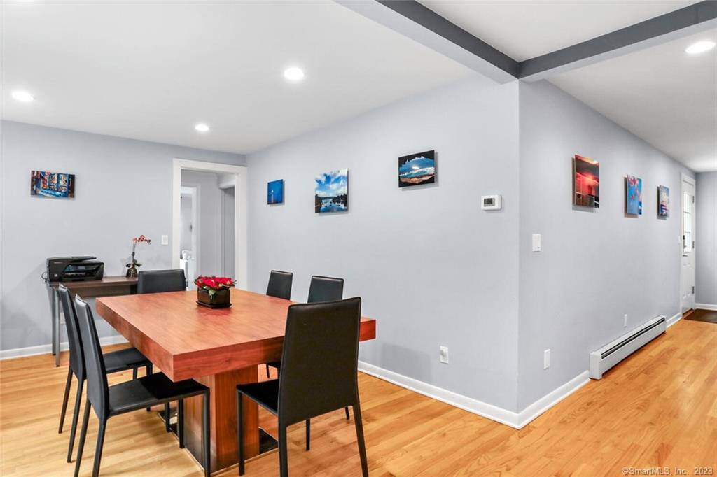 25 Summit Road Riverside, CT 06878 - Photo 13 of 38