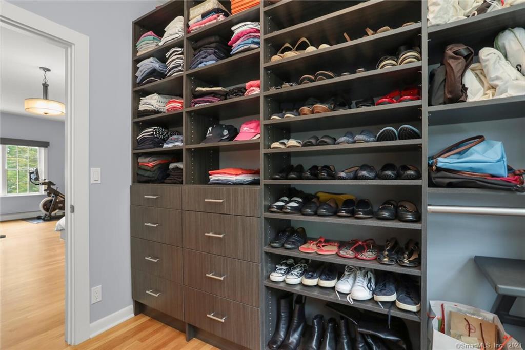 25 Summit Road Riverside, CT 06878 - Photo 19 of 38