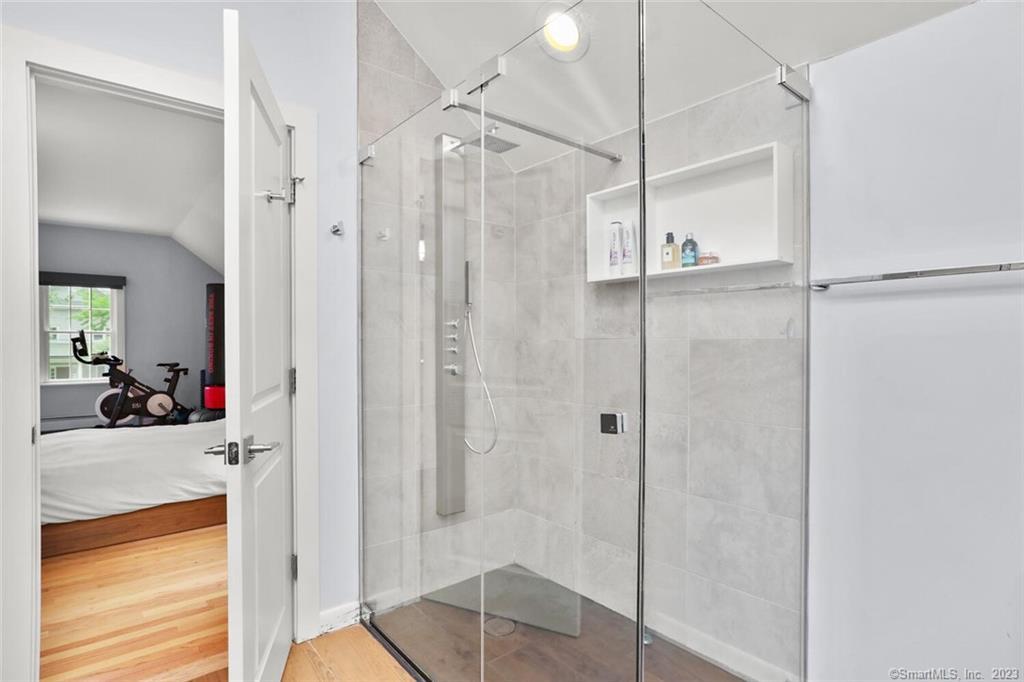 25 Summit Road Riverside, CT 06878 - Photo 21 of 38