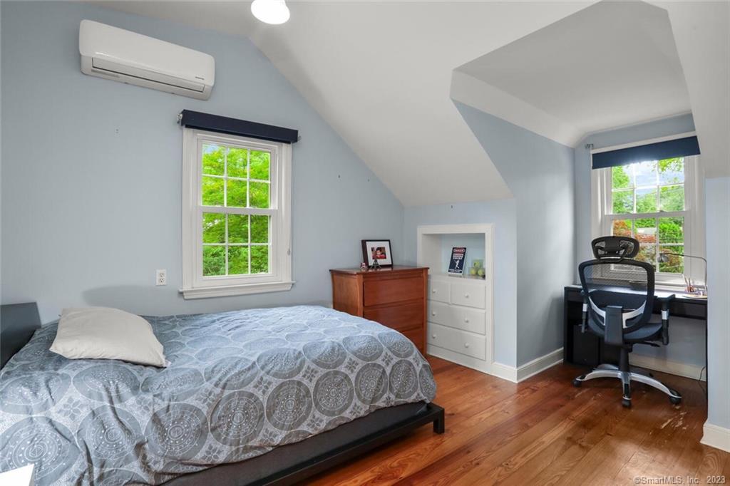 25 Summit Road Riverside, CT 06878 - Photo 22 of 38